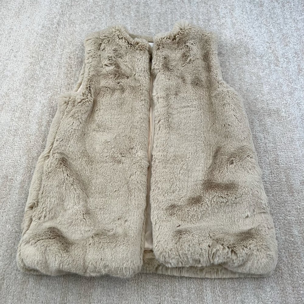 Aritzia Babaton Faux Fur Vest XXS - Picture 1 of 8